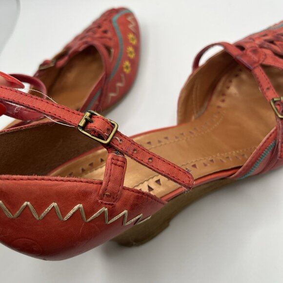 Bronx Women’s Red Leather Wedge Sandals Size 37 EU, US 6.5-7 Embroidered Brazil - Picture 11 of 13